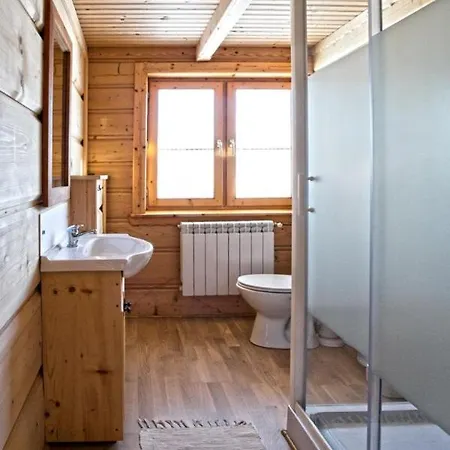 U Uli אתר קמפינג *